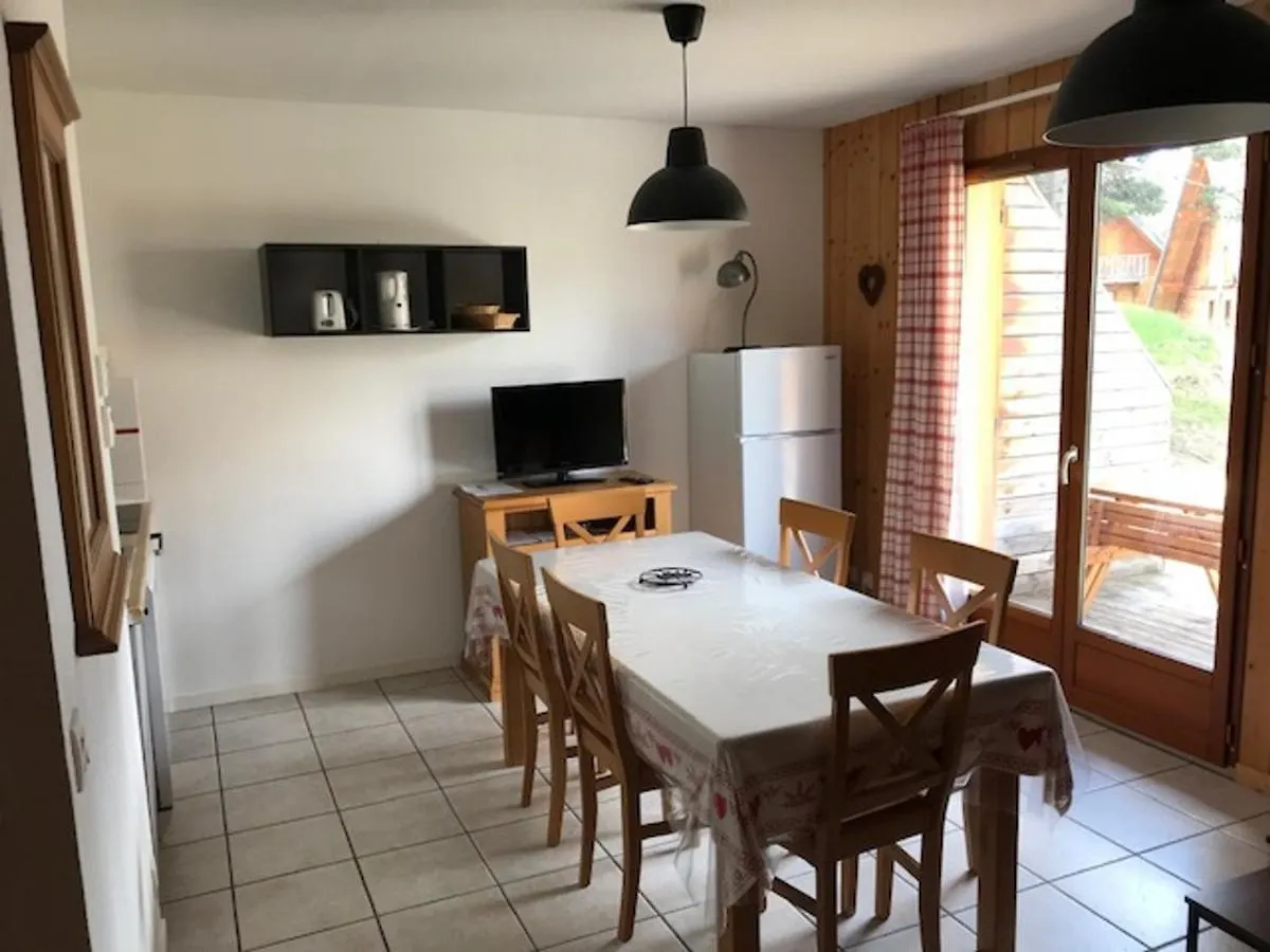 Chalet Mitoyen 3 Pieces, 7 Pers., Parking Gratuit, Animaux Admis - Fr-1-504-592 Le Devoluy